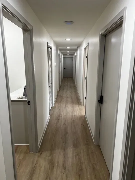https://cdn.salonspotlight.com/photos/KW2lpDIDoIIu4eR9c04g/e331ee17-925f-4857-8b4d-fbedba7284b7_720x720