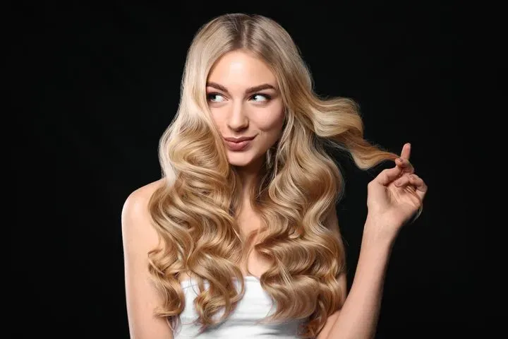 https://cdn.salonspotlight.com/photos/Kpe11UDa5HeLegvsgxwx/3158337f-3bc1-41c7-8358-ceba4d19767b_720x720