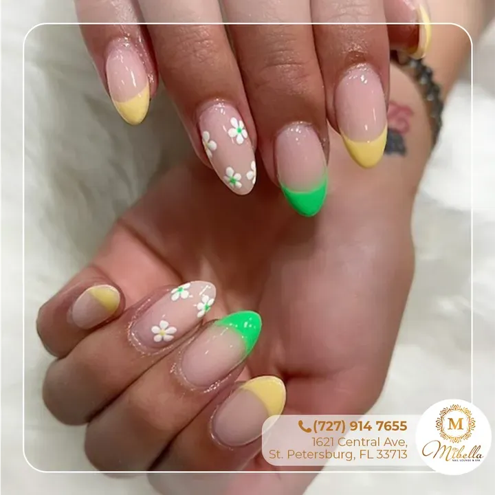 https://cdn.salonspotlight.com/photos/KrEbFTF5AYiPkO7H1Zi6/1417060d-9c15-42ce-bc3c-0bcbb0295477_720x720