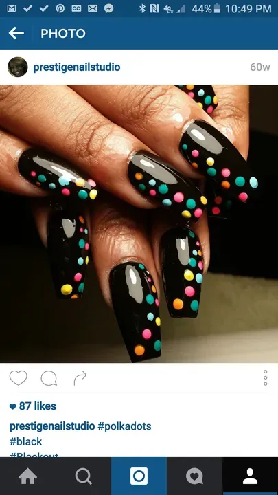 https://cdn.salonspotlight.com/photos/KsoKoRsTyJY1cGsQhDRY/0d3c910a-247d-4d9e-a5fa-c3e0031291e4_720x720