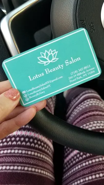 https://cdn.salonspotlight.com/photos/Kw1P2p3ujzo62eJ4WZpL/2ac121b7-1b79-40e1-9c40-8f02aef3fd09_720x720