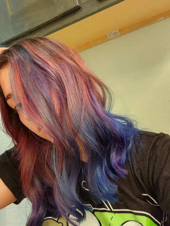 https://cdn.salonspotlight.com/photos/KwcXJ6OTNP7zEC8j8LKT/91c58b97-71ac-4cbc-8edb-4af9809a0e9f_720x720