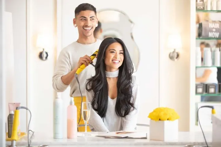 https://cdn.salonspotlight.com/photos/KzL0JMlkPLiIXkIRMdBm/f2ba64bc-1efc-4b57-96f6-d2a07638a1f4_720x720