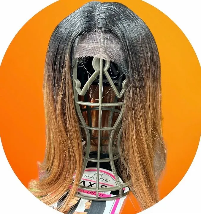 https://cdn.salonspotlight.com/photos/L1UT2Ij60kvl16lgl2A4/b4e61818-bf6b-41a4-a0cf-796d4a7c9f64_720x720