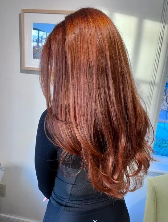 https://cdn.salonspotlight.com/photos/L9DsdbEu9SqOGpRS7XvP/30150338-46df-46c3-89c3-3c1d40754354_720x720