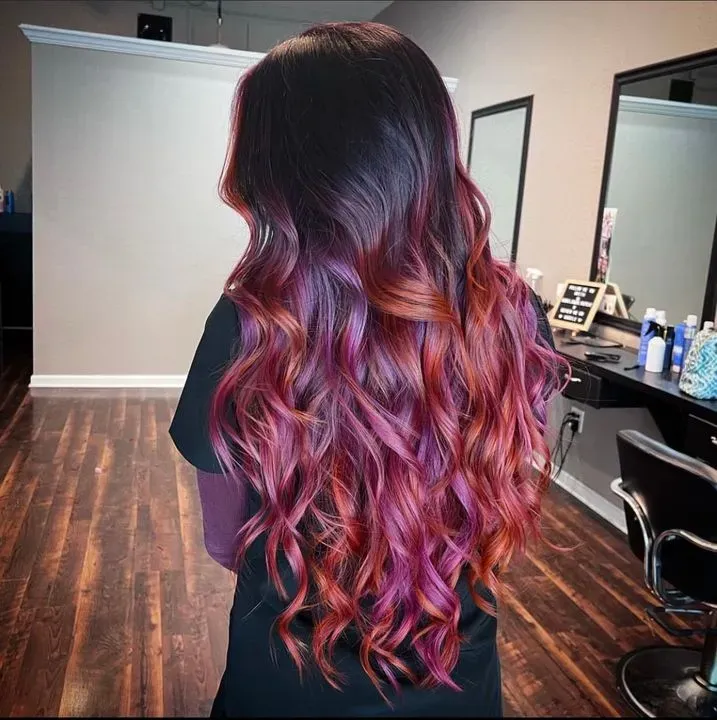 https://cdn.salonspotlight.com/photos/LAaD6AG4cEjfIUoARyZt/51a76aed-9f04-4138-be15-ba406a3f43da_720x720