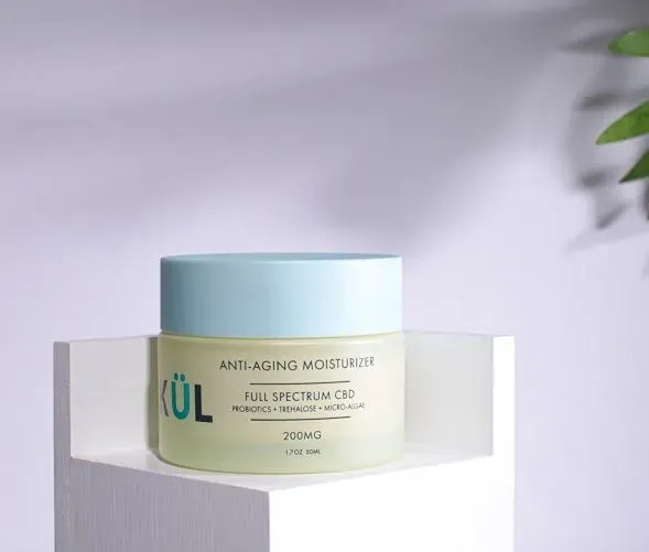https://cdn.salonspotlight.com/photos/LF9Yn02TQe2lQn8Aug7h/1686fb2a-5699-4476-8755-5355440f2f76_720x720