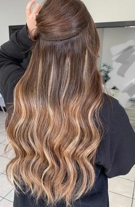 https://cdn.salonspotlight.com/photos/LQHFELDnetpd0yCE3Q3o/08c7bbcc-9078-4e12-be0c-47d06726eca4_720x720
