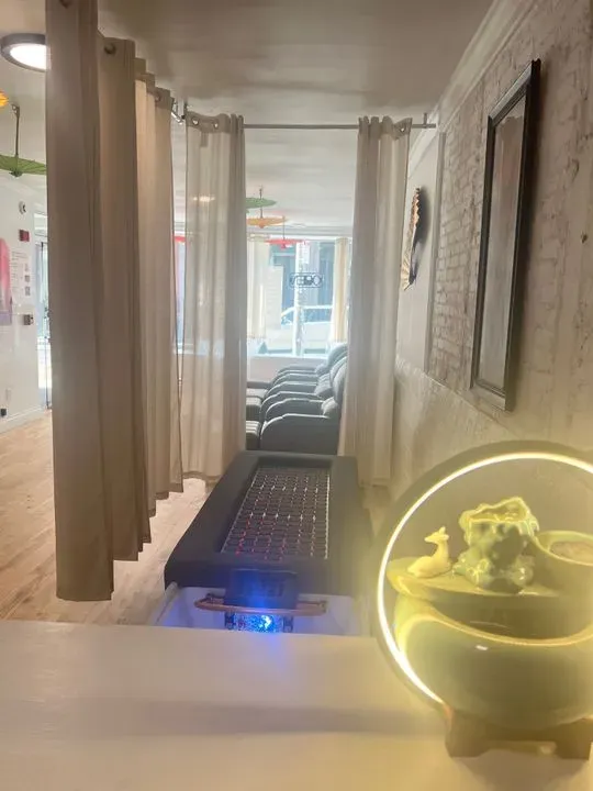 https://cdn.salonspotlight.com/photos/LSTj9XEi3Z5ErMzQZVZl/2bc10530-913c-4638-a24d-0bcb84d8092f_720x720
