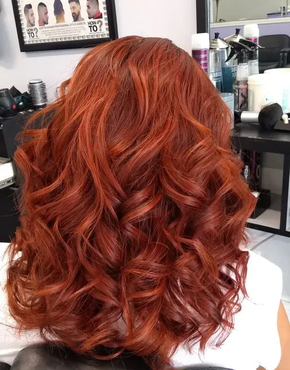 https://cdn.salonspotlight.com/photos/LWnojbZXvN7pnqWeWrAI/de2cc218-5b82-4957-85f6-78a9306d460b_720x720