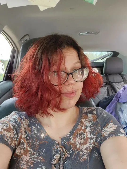 https://cdn.salonspotlight.com/photos/LaNLMg8AGgmMYVJ7usP6/ade1bd2e-f0ad-4503-b9e4-6758f513a882_720x720