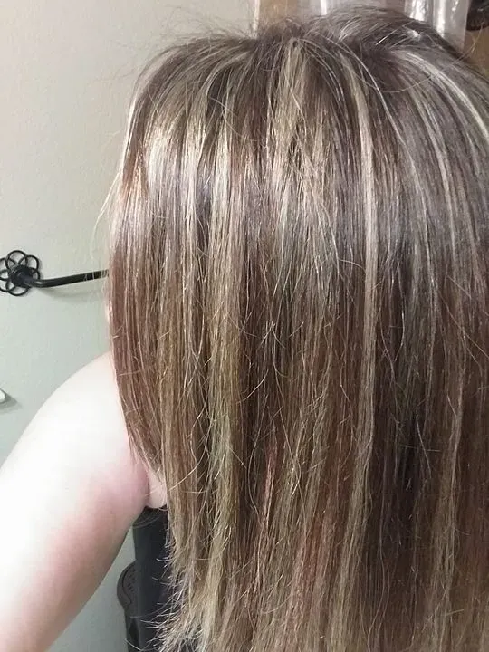 https://cdn.salonspotlight.com/photos/LdjfXZ3nrWsZtr004tsa/c7d472d6-cd99-408a-ab55-2a5c72e74008_720x720