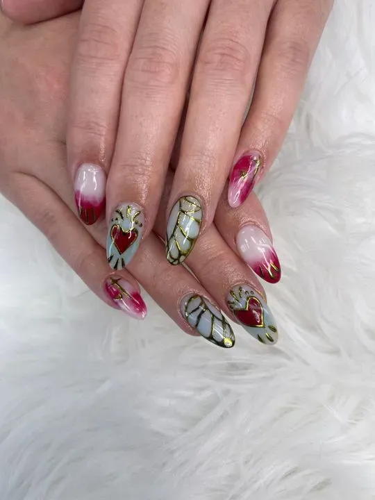 https://cdn.salonspotlight.com/photos/LlG8GUiLYc25qzLMbjT5/883cb7e2-7d78-4dbb-ac2d-97e02e70d6cb_720x720