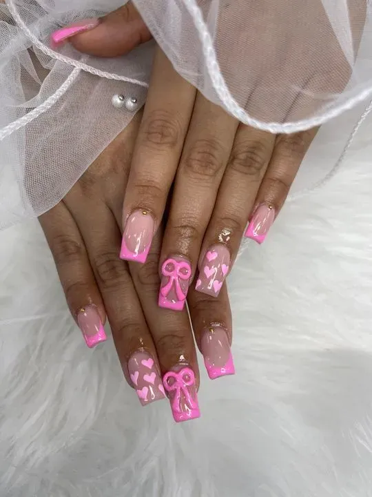 https://cdn.salonspotlight.com/photos/LlG8GUiLYc25qzLMbjT5/e3af7fb7-ee00-428e-8c5e-71bafab77259_720x720