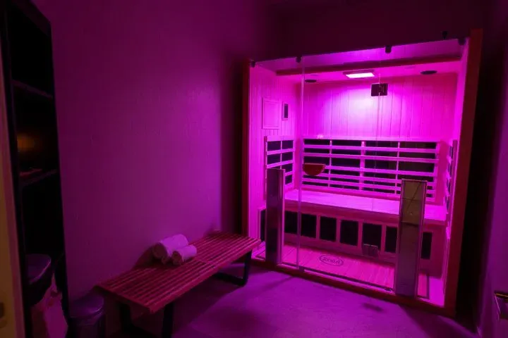 https://cdn.salonspotlight.com/photos/Lok5LTinKZLzLklepezI/08ba9d94-4897-4b65-b418-cfbef07130b6_720x720