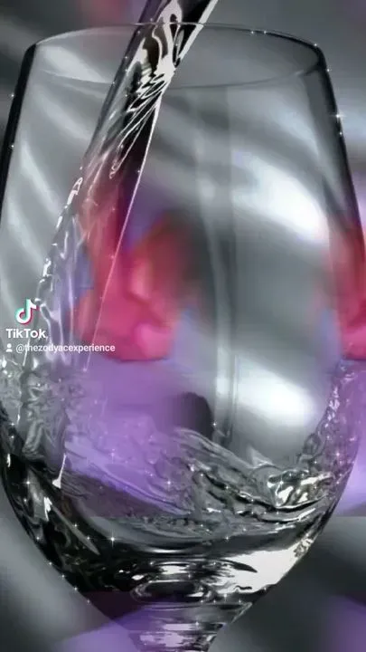 https://cdn.salonspotlight.com/photos/LuJDfLh7mCW5CvGqp1CP/a7ce9e4f-e423-4054-b175-ac5d1d13f516_720x720