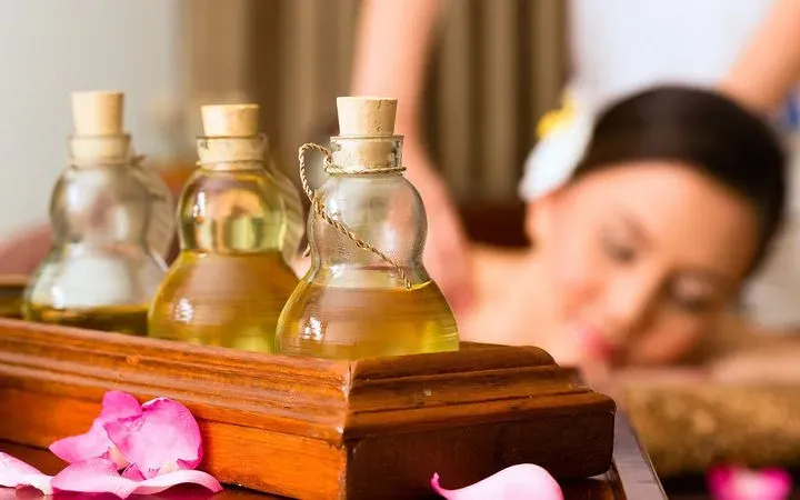 https://cdn.salonspotlight.com/photos/LxQsSQf7IJPWHkcZEAvK/f940ed37-b370-462b-b084-2d5de1159140_720x720