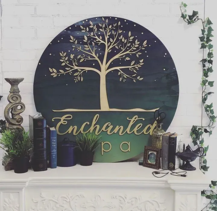 https://cdn.salonspotlight.com/photos/M1gqwsKedQisbeyKoW36/a7513d63-47ec-4a7e-a59e-27c97965b344_720x720