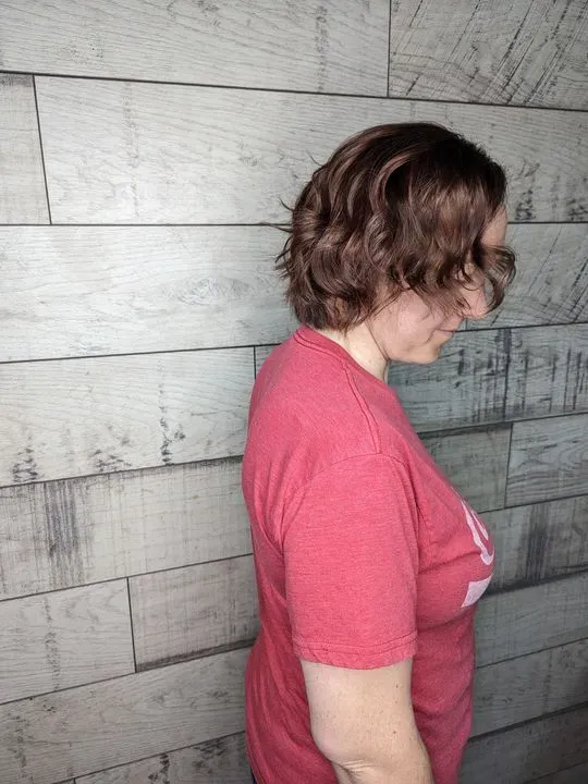 https://cdn.salonspotlight.com/photos/MAedD5LrdSnXJalBtQkI/ba1aaa9f-6acf-4016-b25b-f74ef1d3f8f5_720x720