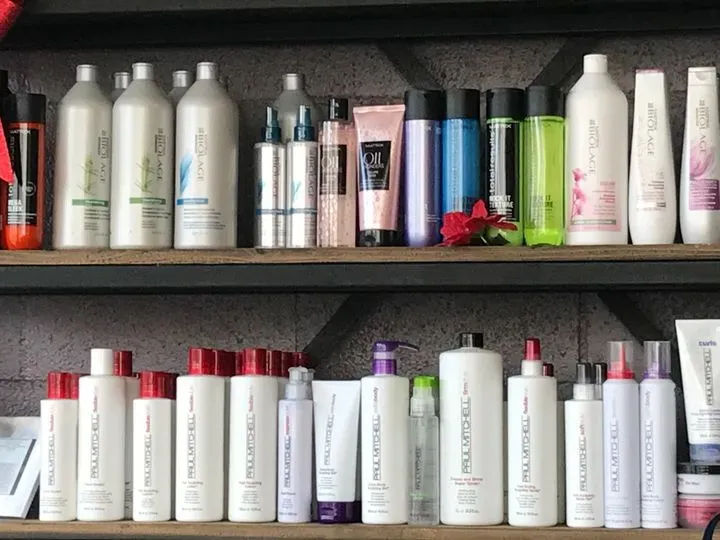 https://cdn.salonspotlight.com/photos/MH2vrHcP9e8Fn6l8Ciqv/28eb2651-ddb6-486a-8dd4-4f3bd4678fc2_720x720