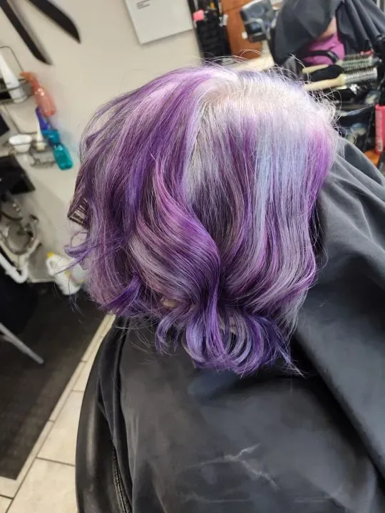 https://cdn.salonspotlight.com/photos/MHSQMCQpLSwfCZzLwOYz/5fe9d004-7182-425e-b756-baf17cc07fc5_720x720