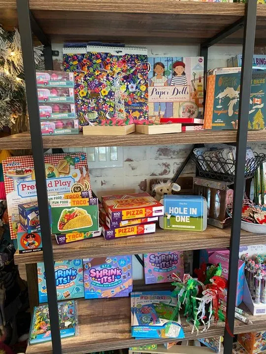 https://cdn.salonspotlight.com/photos/MaJVY6ihrpHbSHTvK07k/b3fca04a-b32e-4fb4-845d-f70b28d65c00_720x720
