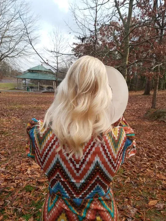 https://cdn.salonspotlight.com/photos/MaKtDSdeetVYkWGeTyOj/f716b74e-edd9-41f1-abb4-6c384be6f3dd_720x720