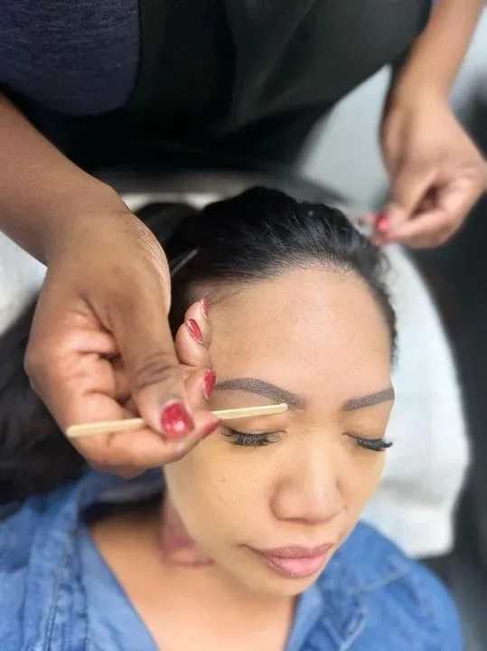 https://cdn.salonspotlight.com/photos/MbOrrZOqvdpIpjqgLqr1/e5ccfe36-13cf-4e68-9cf0-f516c4d8fb6f_720x720