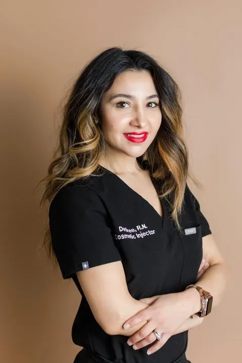 https://cdn.salonspotlight.com/photos/Mi2wZ64wUCNSXOiAko8u/11096fc1-4db1-40bc-97d0-5a9a706b2ca9_720x720