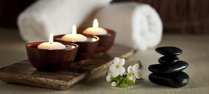 https://cdn.salonspotlight.com/photos/MkN0SFduEm6inQ8QpUqC/d8cf7b72-c320-4cd6-855a-5c78811a1f43_720x720