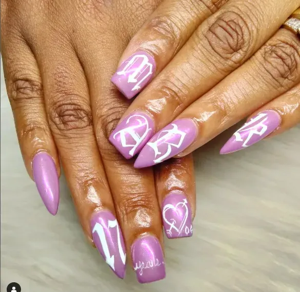 https://cdn.salonspotlight.com/photos/MovUBYkU6hEj5RYOGIyb/628e5090-5297-4c99-a6c7-da64f2d1a384_720x720