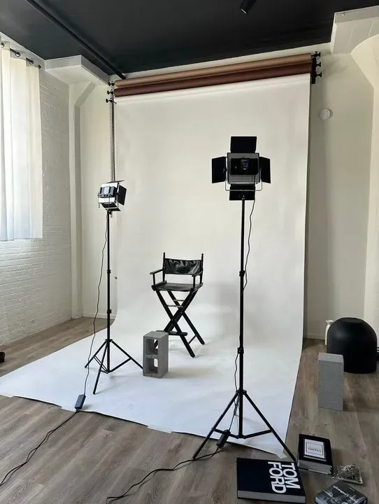 https://cdn.salonspotlight.com/photos/Mx1Uikz2WPhBqzJ0DHXi/2082f5cc-f592-4f67-b982-f42cd0524324_720x720