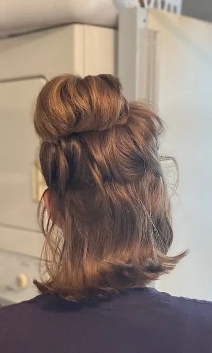 https://cdn.salonspotlight.com/photos/MylGROcJ7Sj4G1j780hU/426f23f7-f4b8-4ca4-85ab-9bceb2dc6145_720x720