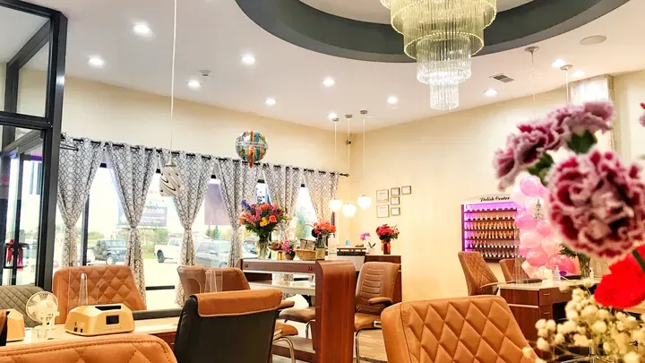 https://cdn.salonspotlight.com/photos/N0lvYYHaplvCzj3ehm88/5569b232-a201-4cf2-b8ae-4621c7d7a9cb_720x720