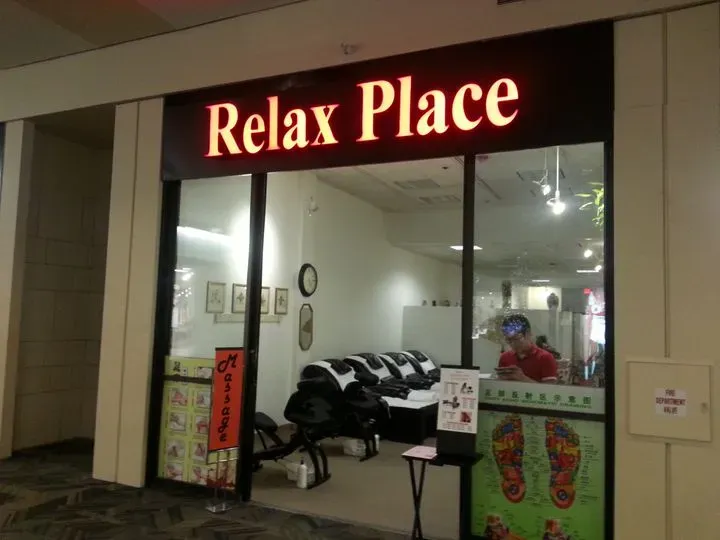https://cdn.salonspotlight.com/photos/N306j7pEyeRsGRWJWaBS/ab6084fb-f195-42fc-ae4e-4ca4fb54cd8a_720x720