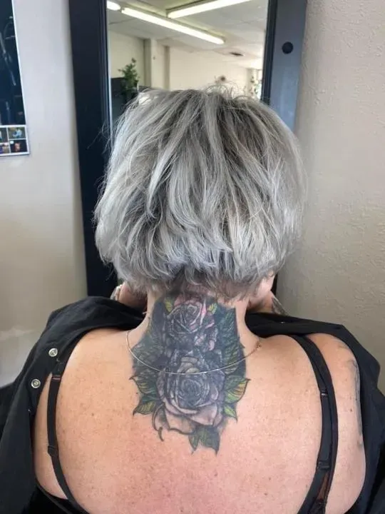 https://cdn.salonspotlight.com/photos/NARj7iB53eO0hYVtZDGA/e7d41fb6-3ea7-46a3-a608-9b8f0ffd8ff1_720x720