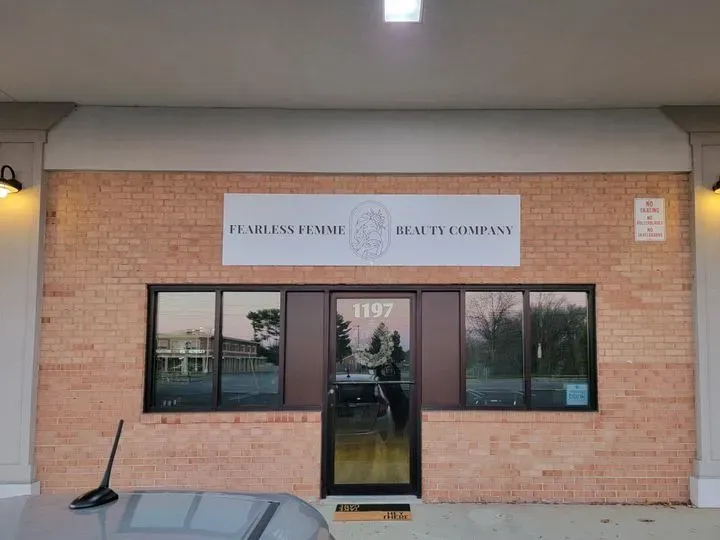 https://cdn.salonspotlight.com/photos/NCz3WhLjmOcnEHXeEFKv/0972388f-6ba4-40a7-9715-9e6bdec261a9_720x720