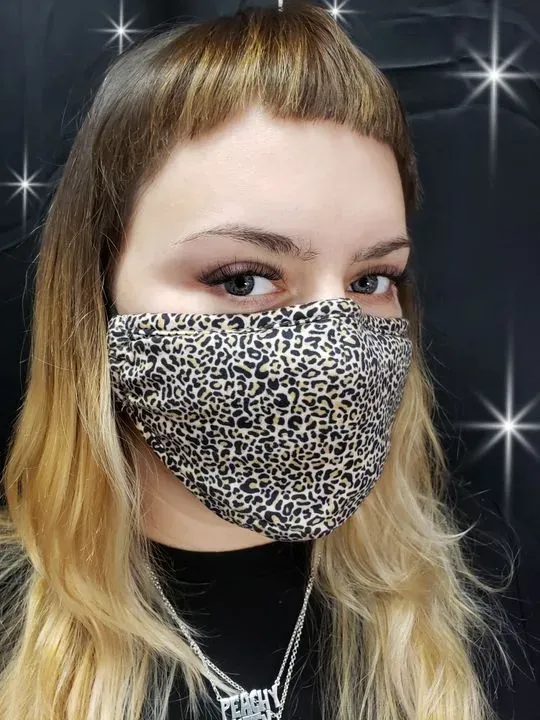 https://cdn.salonspotlight.com/photos/NCz3WhLjmOcnEHXeEFKv/a18637b9-5214-4b72-aa39-34f61d91da1c_720x720