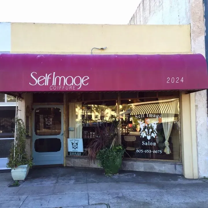 https://cdn.salonspotlight.com/photos/NDGLWLyLrTh1b55eHGXD/2e30eed5-be84-4852-b501-9888d89ecd95_720x720
