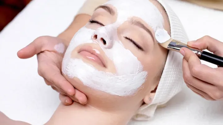 https://cdn.salonspotlight.com/photos/NMDCFpAh58DrtPIXT1br/c4dfd96a-0438-40f6-80a5-4c6ed032b1a3_720x720