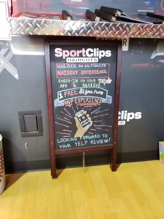 https://cdn.salonspotlight.com/photos/NNRUEVoWGuvJSNk1hxsz/4aadd573-408f-4440-89da-6b9d9d40cdaa_720x720