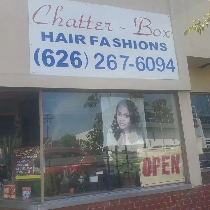 https://cdn.salonspotlight.com/photos/NP0feEBiaDIRvffv8yfi/9fee79e9-5840-4176-8844-441e843dbbb3_720x720