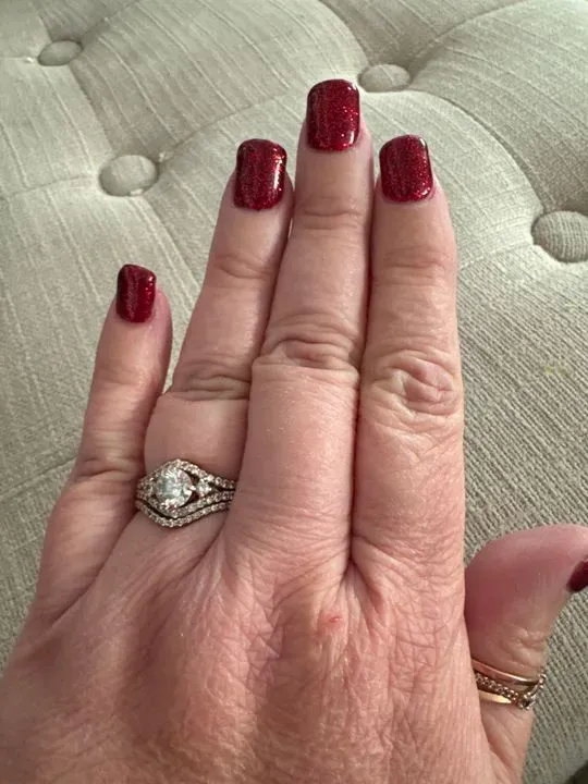 https://cdn.salonspotlight.com/photos/NQ6ZI8ou0BlXKdBdDxEd/b352124c-b380-4855-b549-6839c8264576_720x720