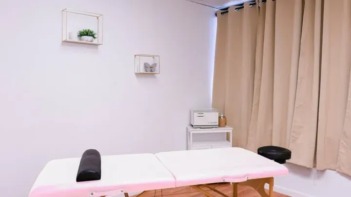 https://cdn.salonspotlight.com/photos/NU4vSxge0iePK3mpIi7O/b1ae28a7-7622-4b98-9a2e-81f8c17e3274_720x720