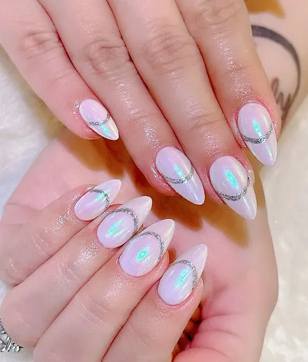 https://cdn.salonspotlight.com/photos/NdG2kpGRDlHoElYaaH0d/0be6354d-8a9d-4496-ac2e-7a7fdab1db05_720x720