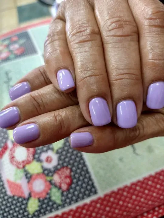 https://cdn.salonspotlight.com/photos/NfdJCPt23X2XBEmqkRnQ/b8178b6a-e61a-4ffe-8c54-37704c27671e_720x720