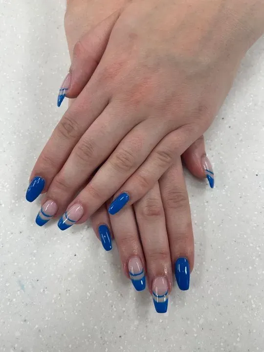 https://cdn.salonspotlight.com/photos/NgaARBcZ8rtRMV3QEXGA/2bd59c22-3d8f-460e-8240-0af684c806cf_720x720