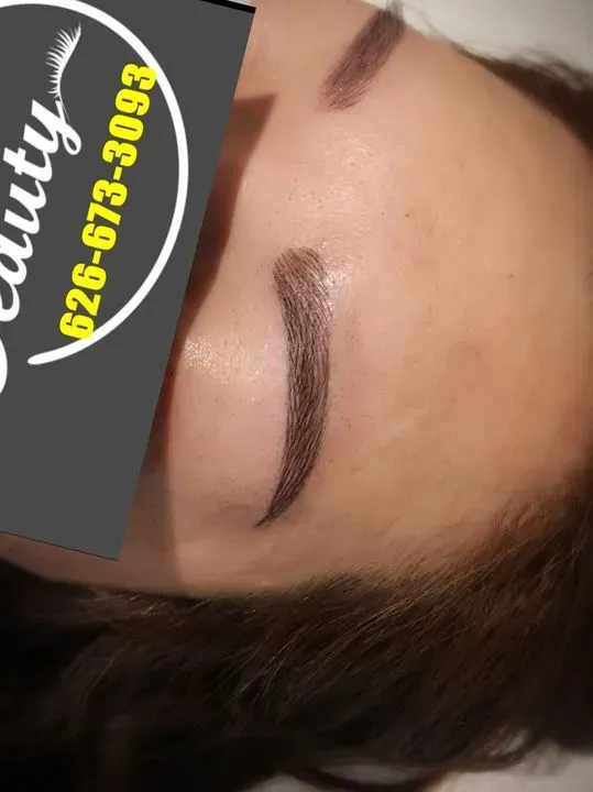 https://cdn.salonspotlight.com/photos/Nm2wNaStyN3yiLGUIiQQ/200f6983-f810-472e-aa46-140d6dffbab9_720x720