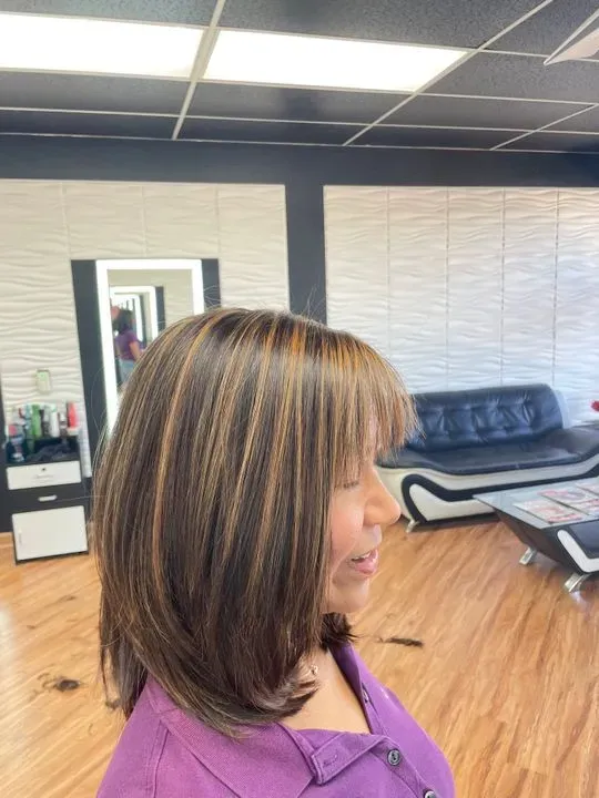https://cdn.salonspotlight.com/photos/NnKrQuZbsxlf9jkRPX4w/c0f1a58f-f4b7-4c5a-bfc3-ef7a50c581df_720x720