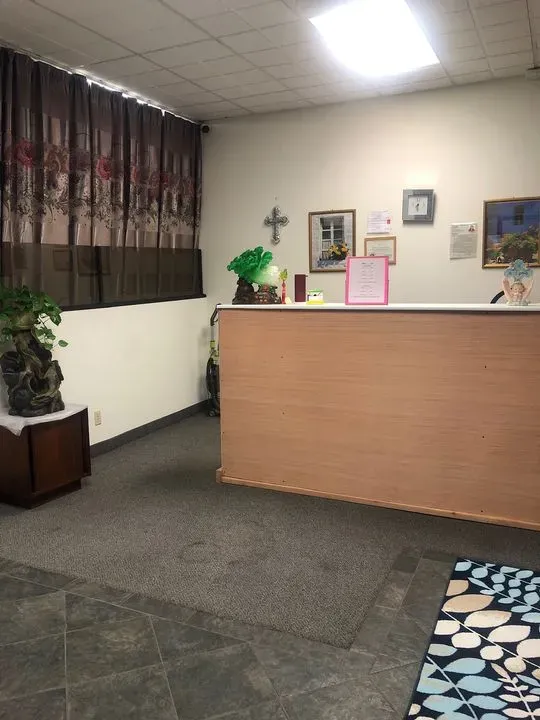 https://cdn.salonspotlight.com/photos/NosSxGqd1SPggSYFiOF2/5bfcdb26-4a16-43d3-a5ab-f5304e564a25_720x720